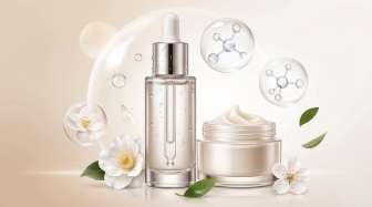 美容液とクリームのボトルが並んだイメージ